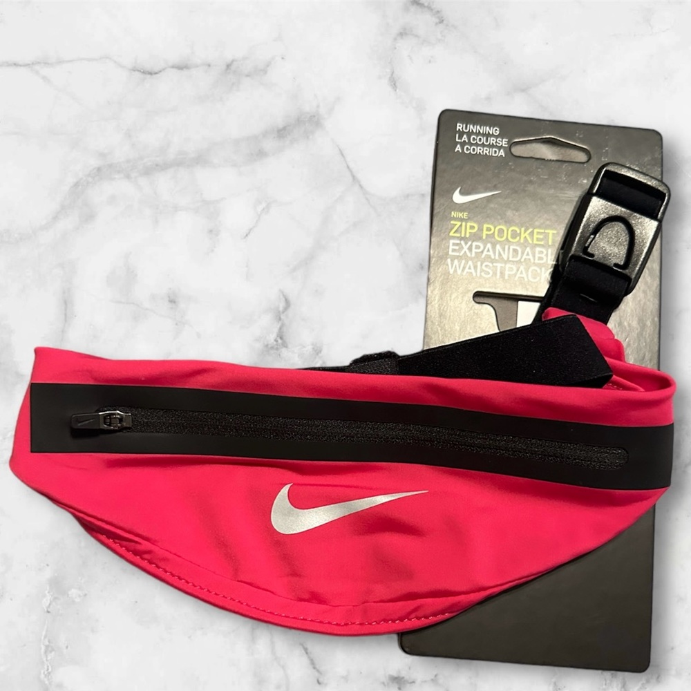 Nike Zip Pocket Expandable Waistpack